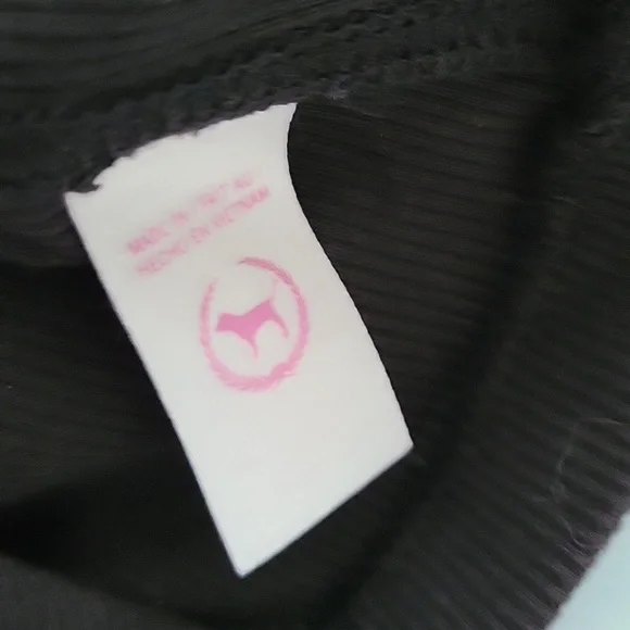 ❤️ Pink tank for Valentines! - Picture 6 of 6